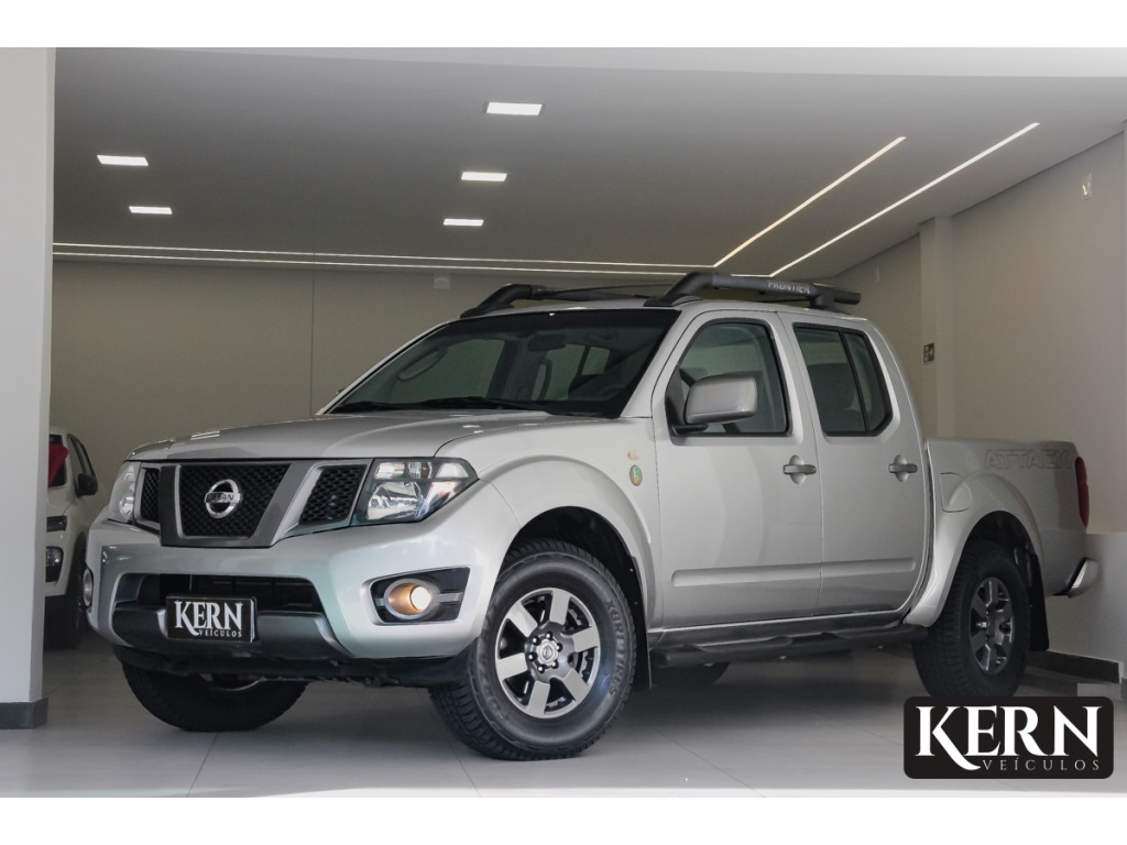 NISSAN FRONTIER 2.5 SV ATTACK 10 ANOS 4X4 CD TURBO ELETRONIC DIESEL 4P MANUAL