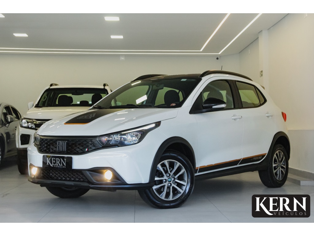 FIAT ARGO 1.3 FIREFLY FLEX TREKKING MANUAL