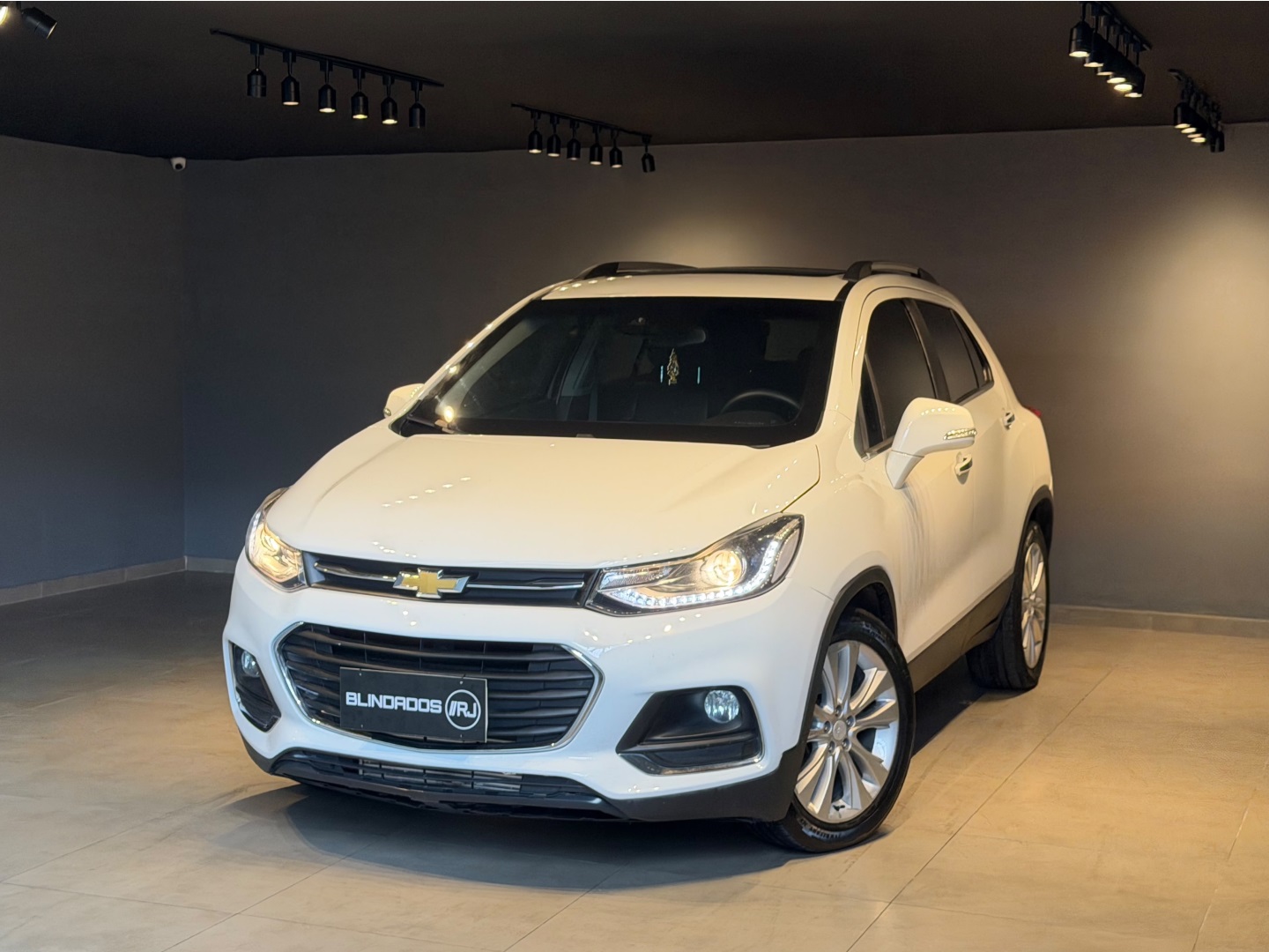 CHEVROLET TRACKER