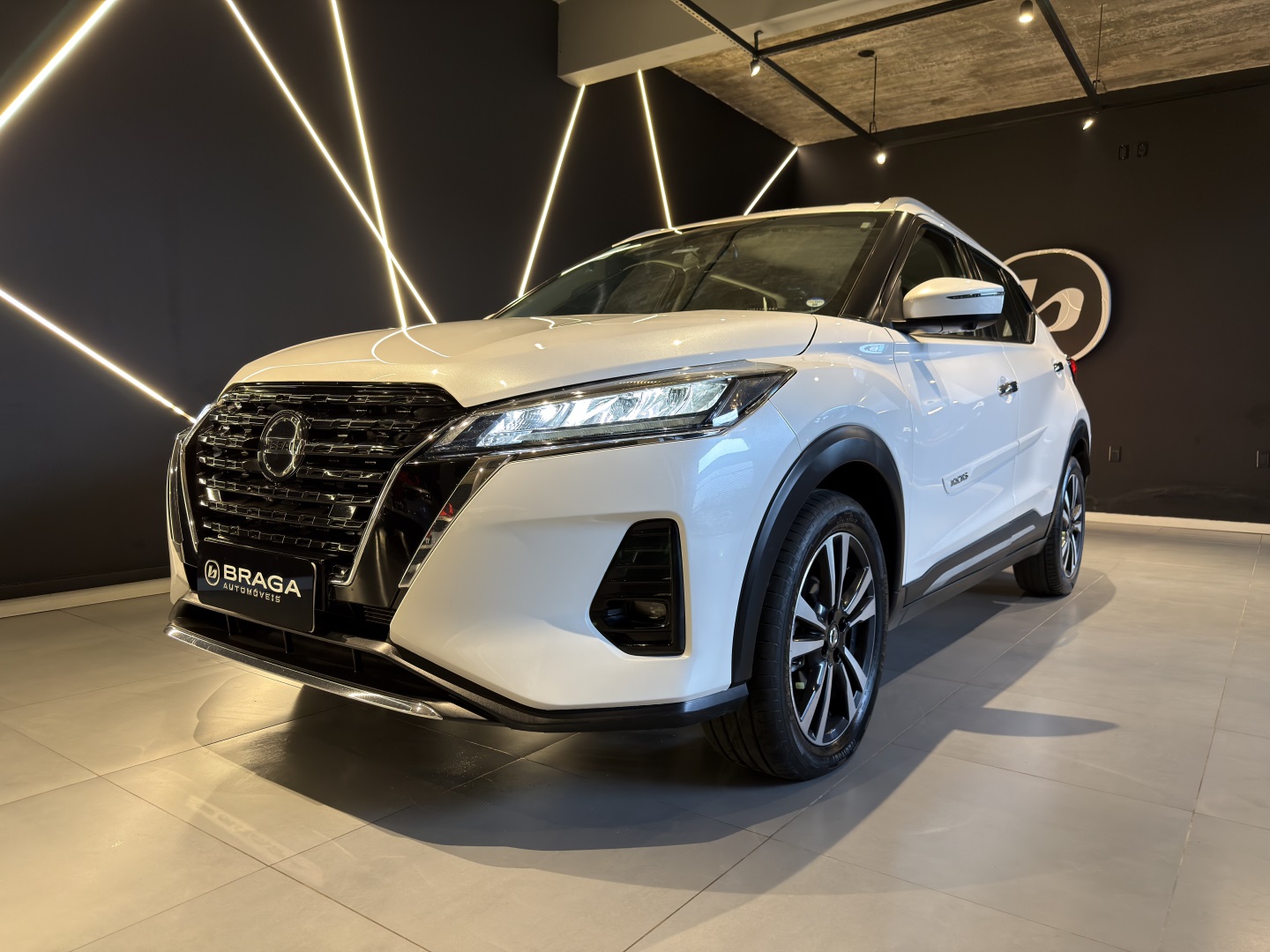 NISSAN KICKS