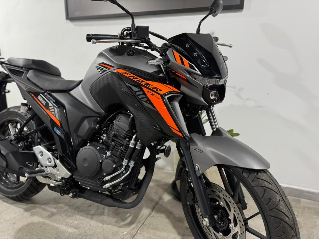 YAMAHA FZ25 FAZER CONNECTED ABS