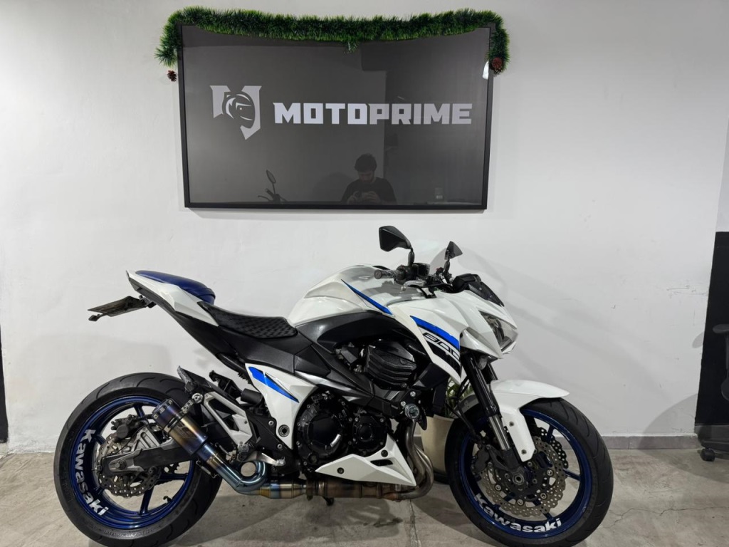 KAWASAKI Z800