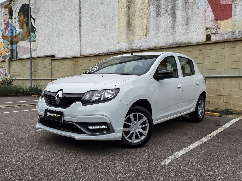 RENAULT SANDERO