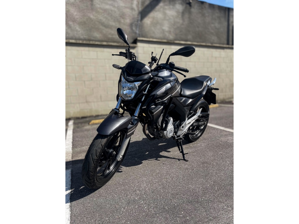 HONDA CB TWISTER