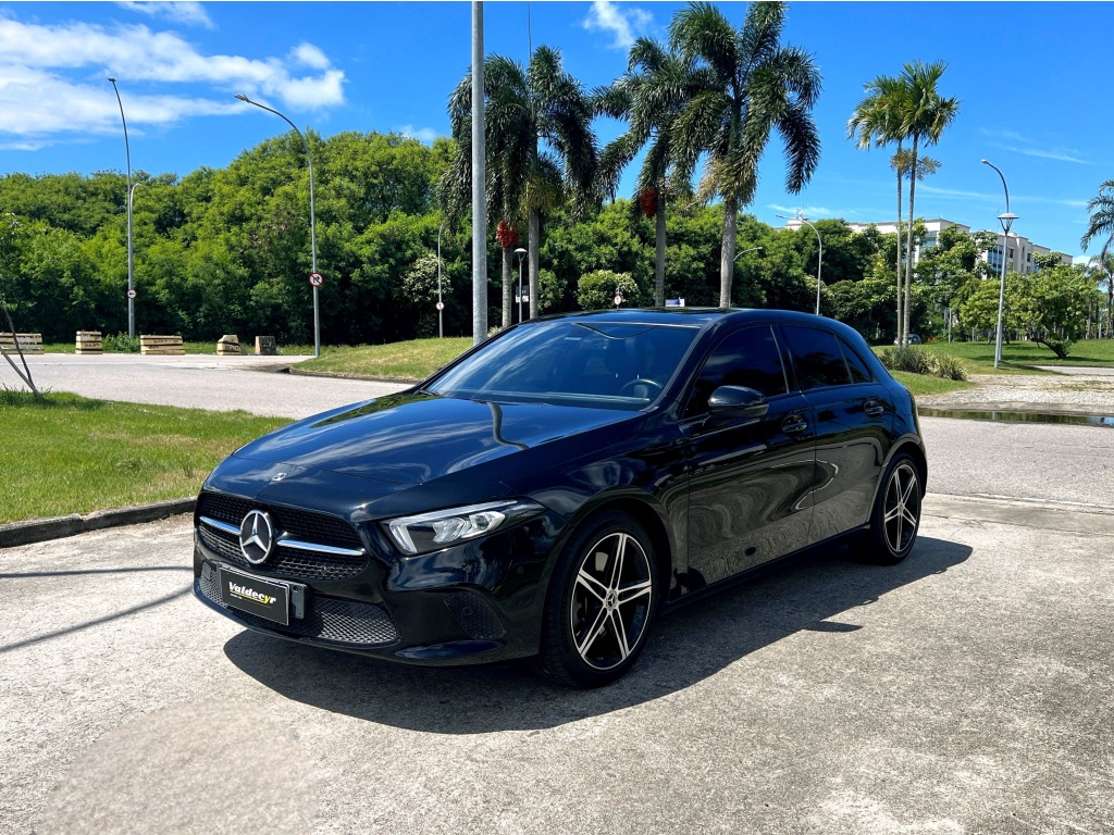 MERCEDES-BENZ A 250