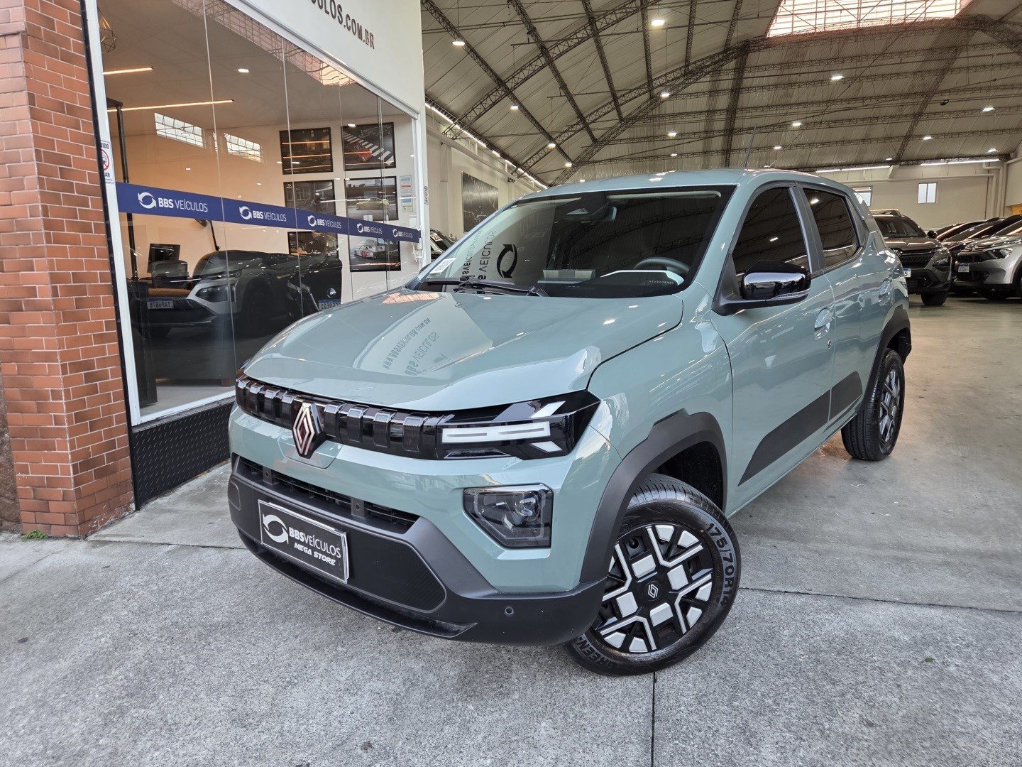 RENAULT KWID E-TECH