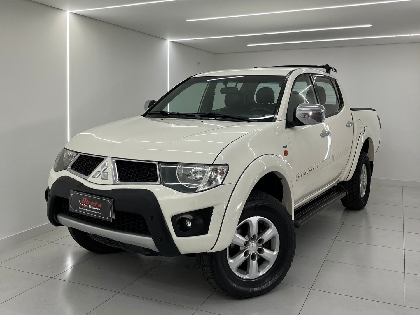 MITSUBISHI L200 TRITON 3.2 HPE 4X4 CD 16V TURBO INTERCOOLER DIESEL 4P AUTOMÁTICO