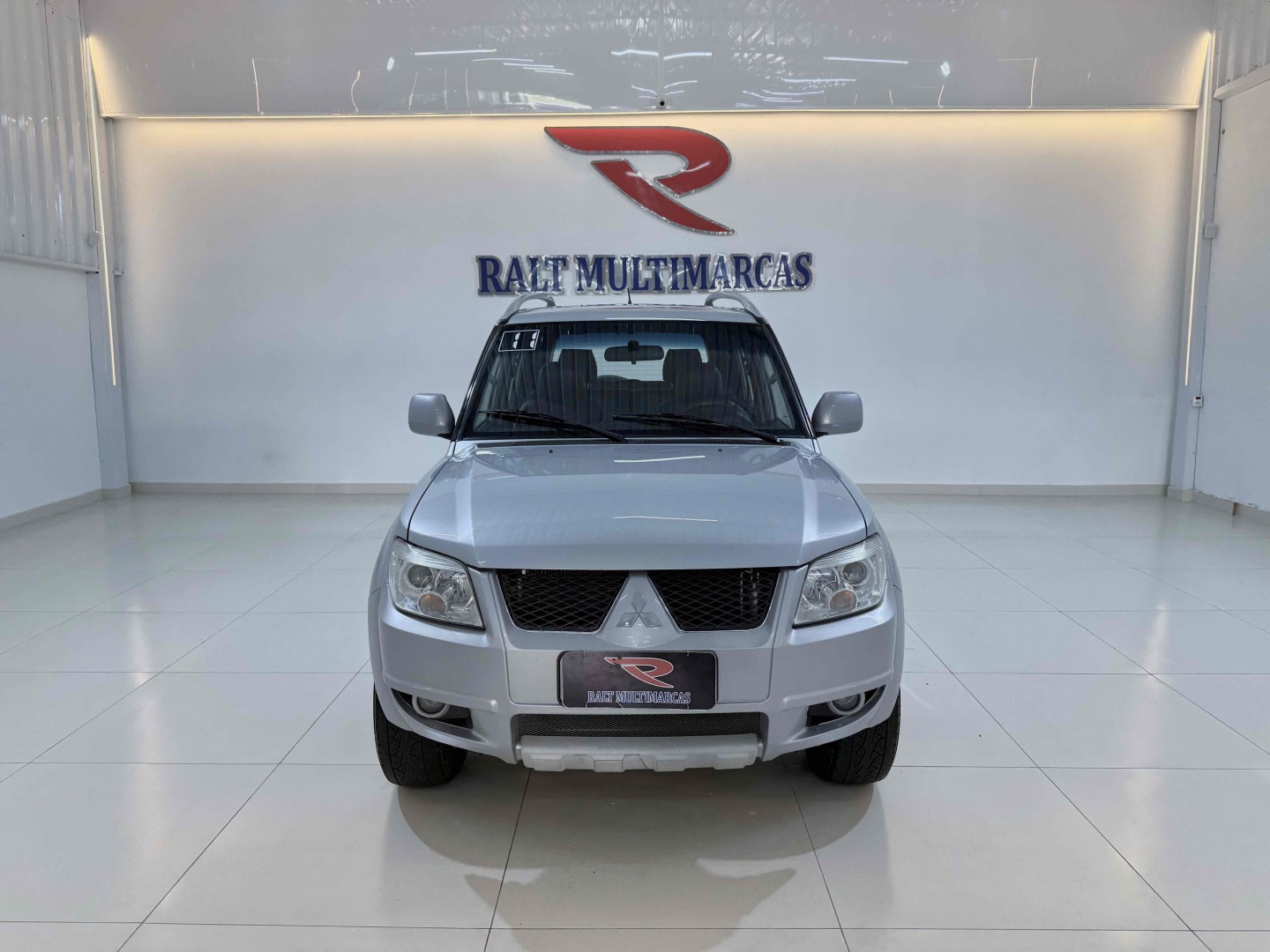 MITSUBISHI PAJERO TR4