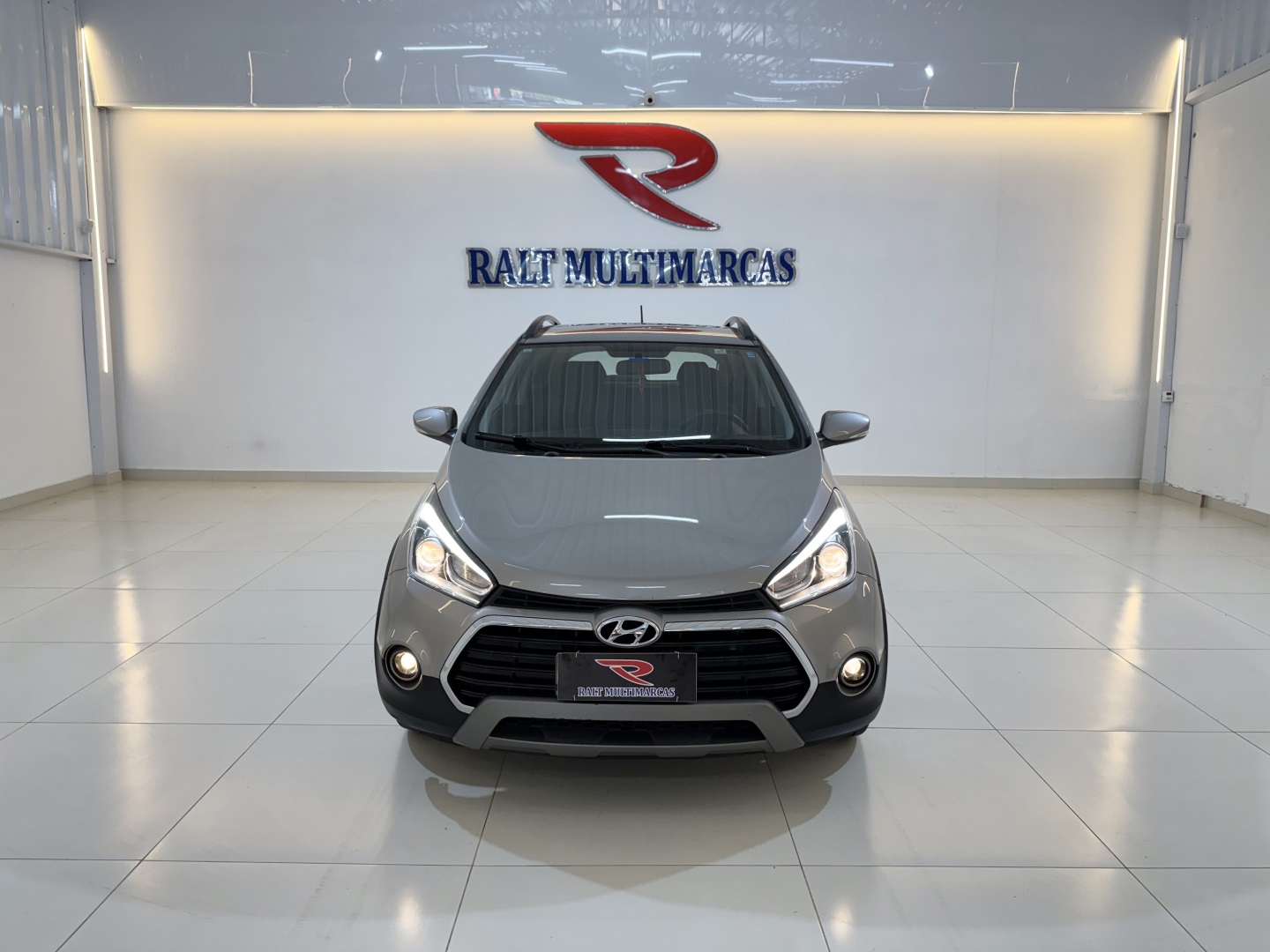 HYUNDAI HB20X