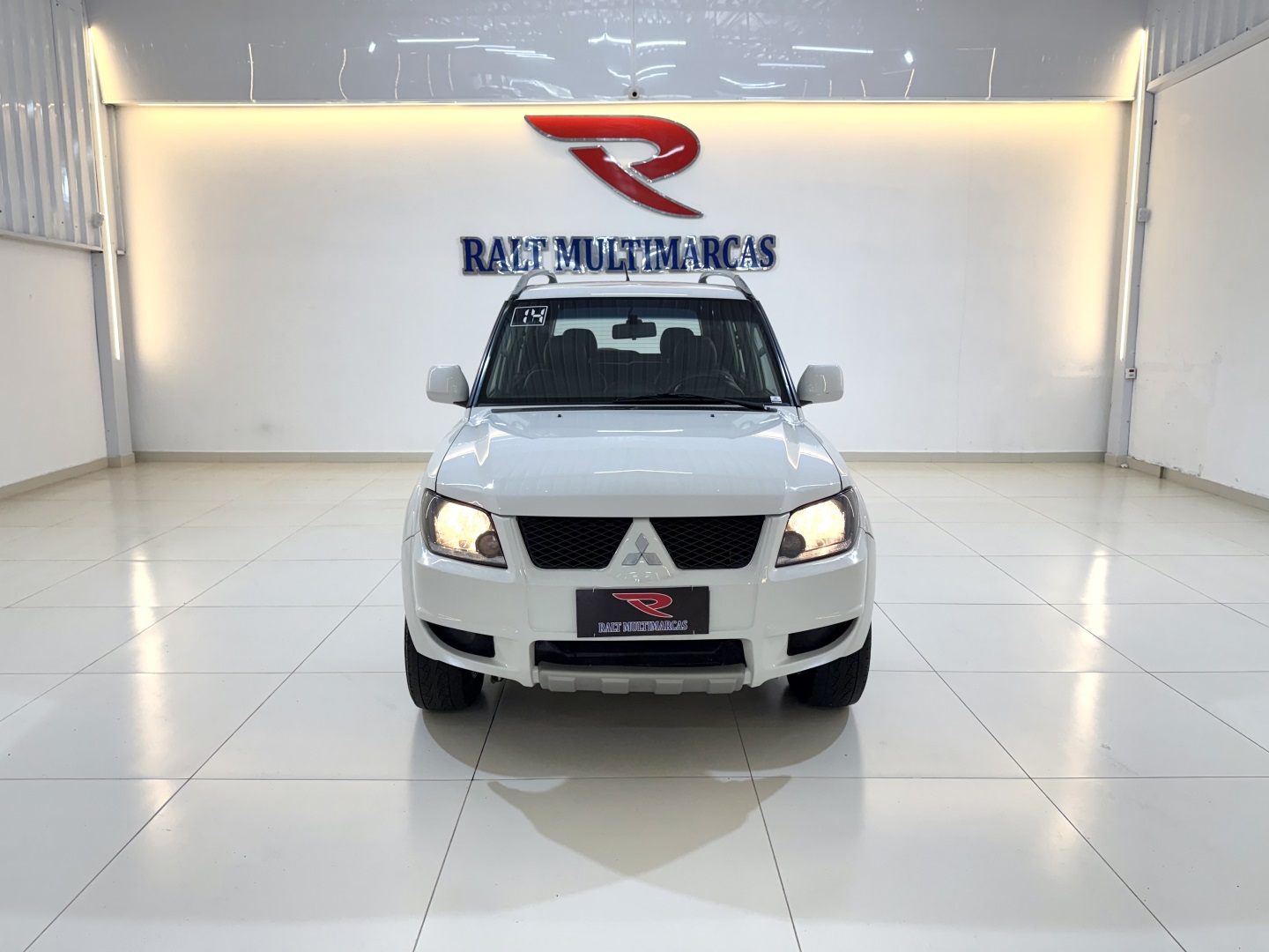 MITSUBISHI PAJERO TR4