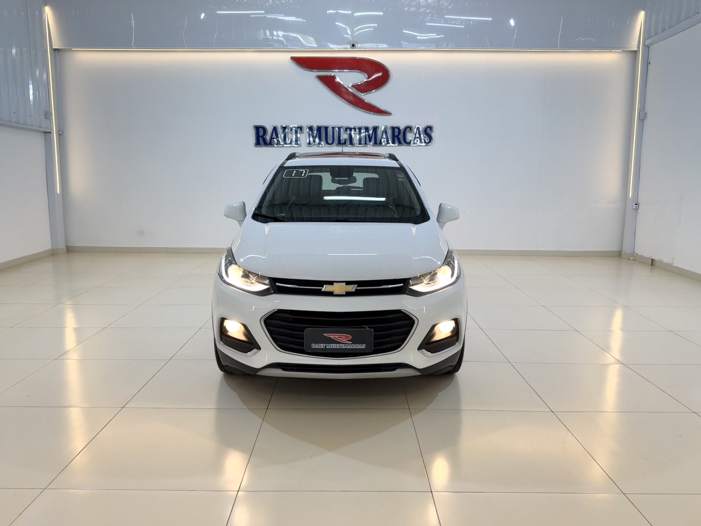 CHEVROLET TRACKER