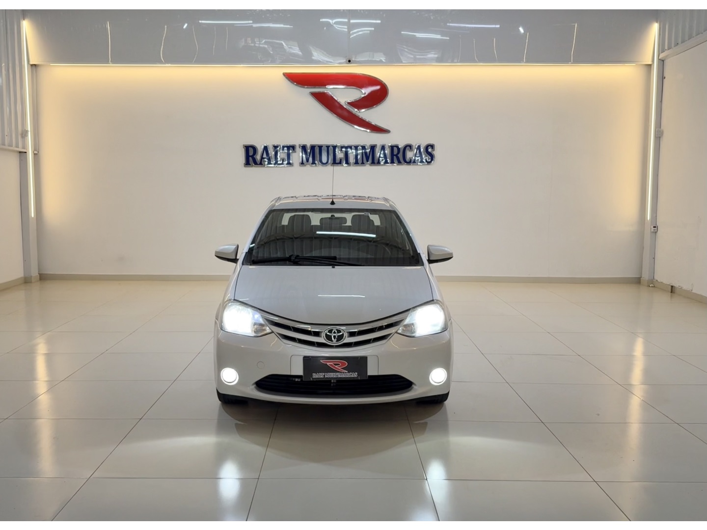 TOYOTA ETIOS