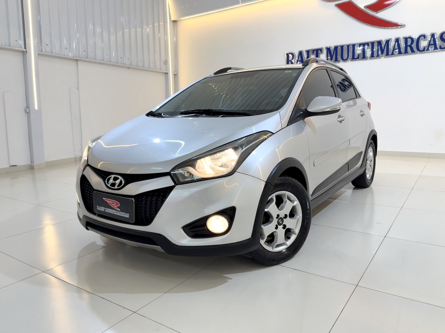 HYUNDAI HB20X