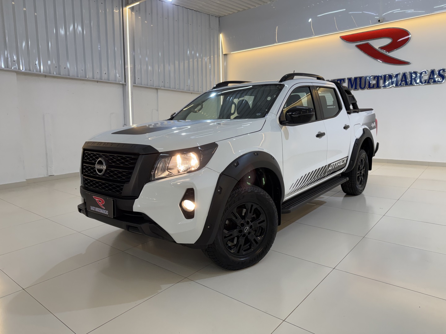 NISSAN FRONTIER