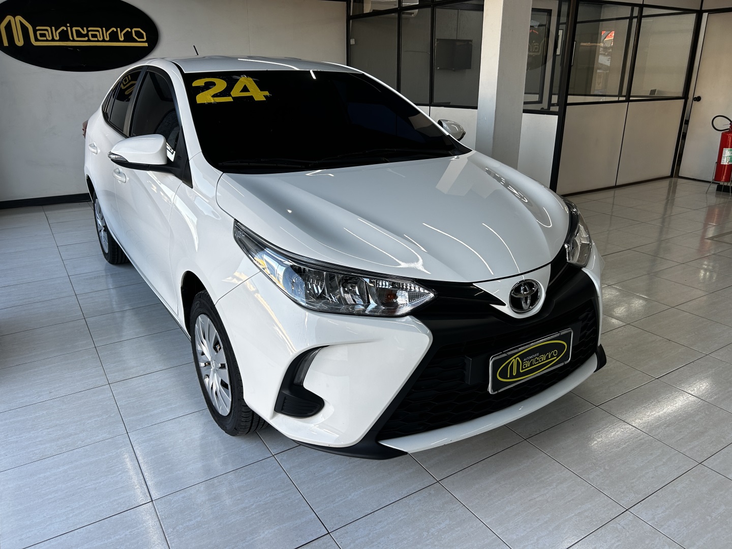 TOYOTA YARIS
