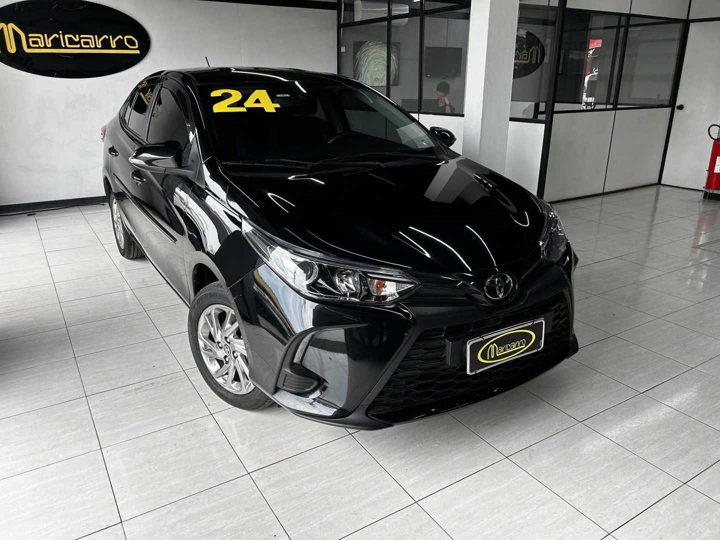 TOYOTA YARIS