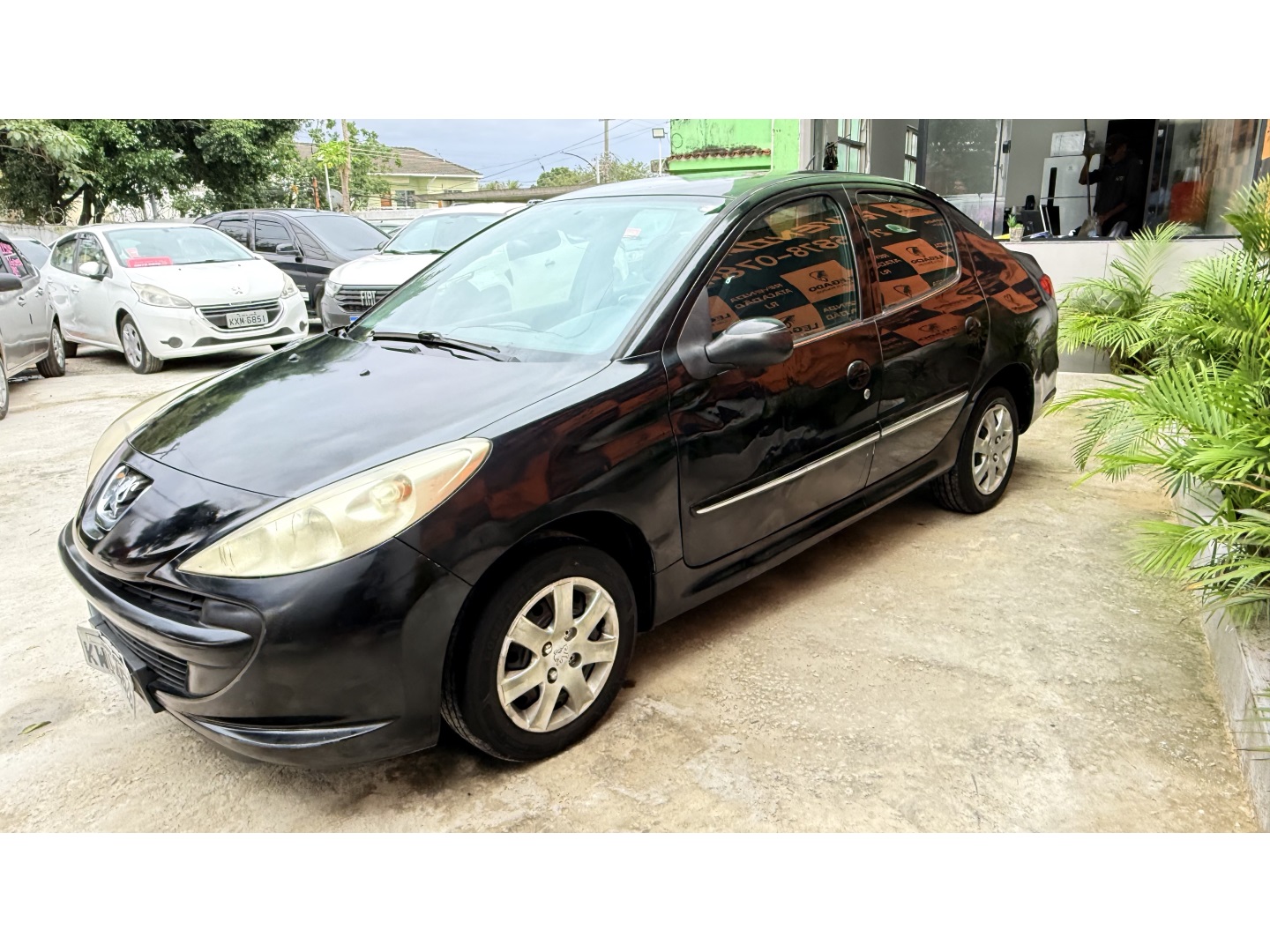 PEUGEOT 207