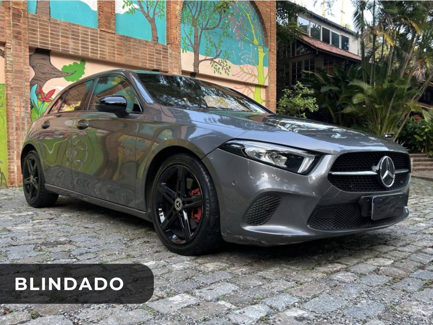 MERCEDES-BENZ A 250