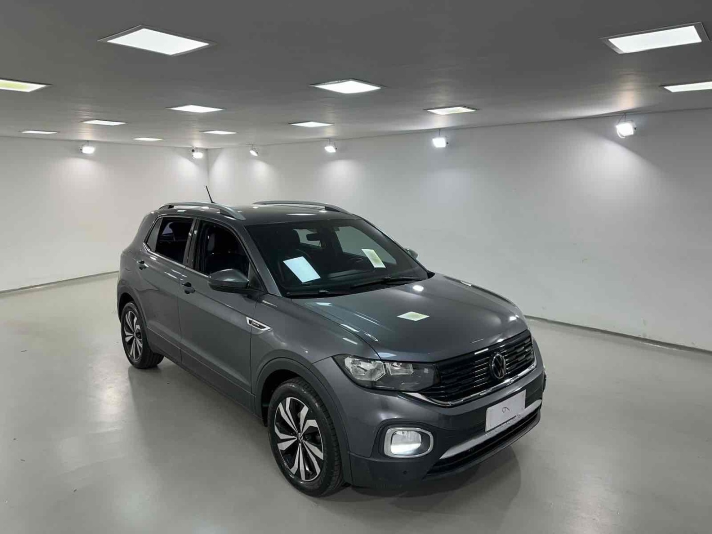 VOLKSWAGEN T-CROSS 1.4 250 TSI TOTAL FLEX HIGHLINE AUTOMÁTICO