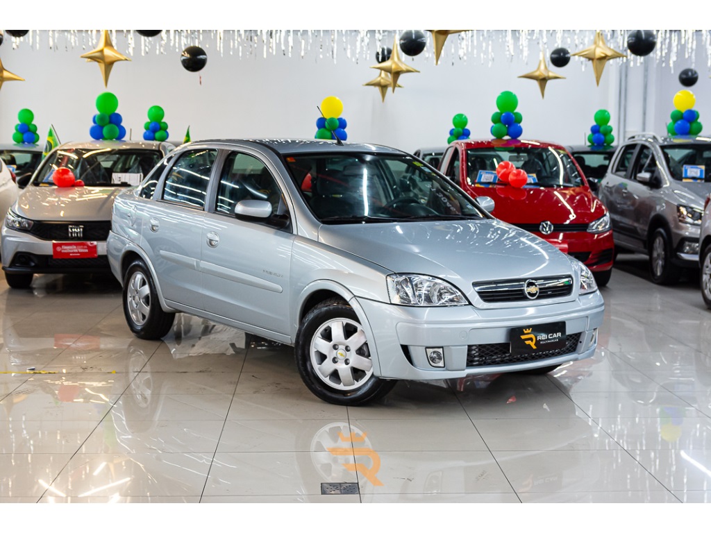 CHEVROLET CORSA 1.4 MPFI PREMIUM SEDAN 8V FLEX 4P MANUAL