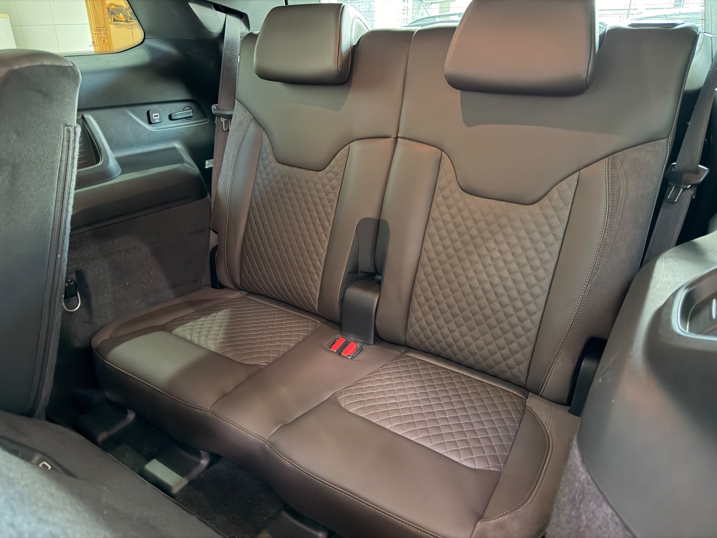 Jeep Commander 1.3 T270 Turbo Flex Overland - foto 3