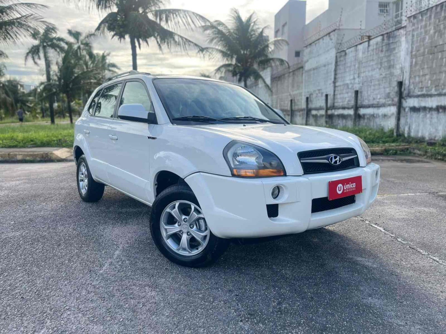 HYUNDAI TUCSON 2.0 MPFI GLS BASE 16V 143CV 2WD FLEX 4P AUTOMÁTICO
