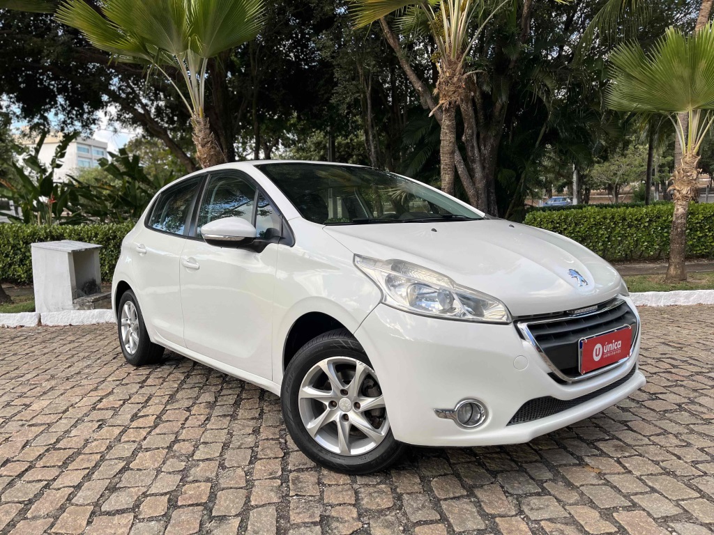 PEUGEOT 208 1.6 ACTIVE PACK 16V FLEX 4P AUTOMÁTICO