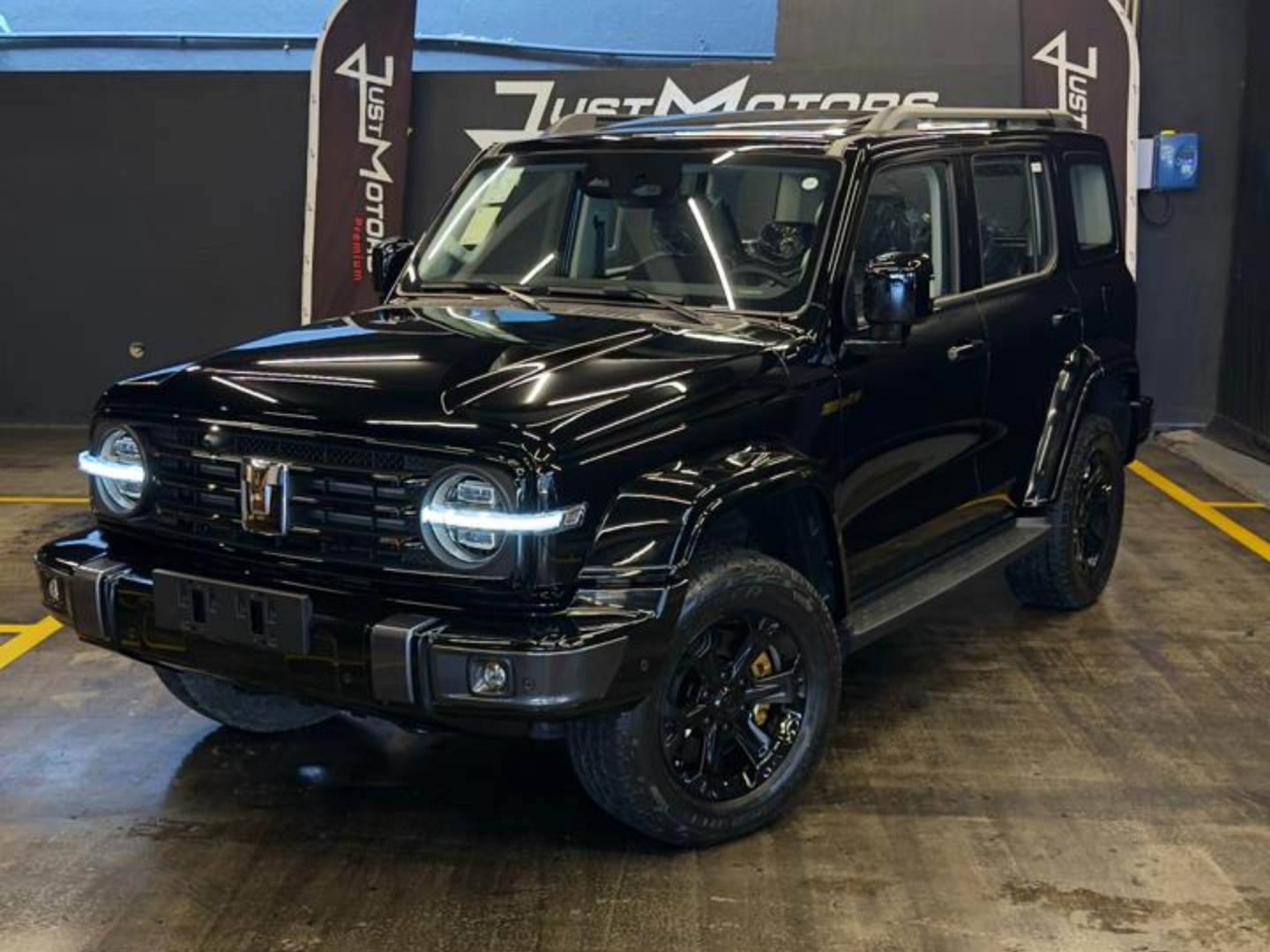 GWM TANK 300 2.0 HI4-T PHEV 4X4 9HAT