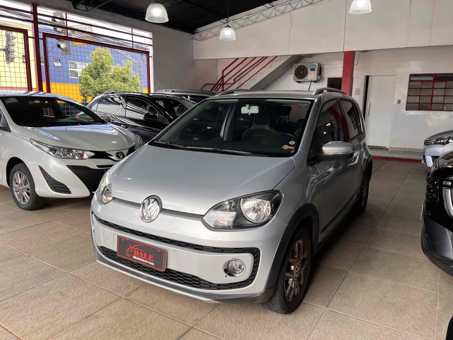 VOLKSWAGEN CROSS UP