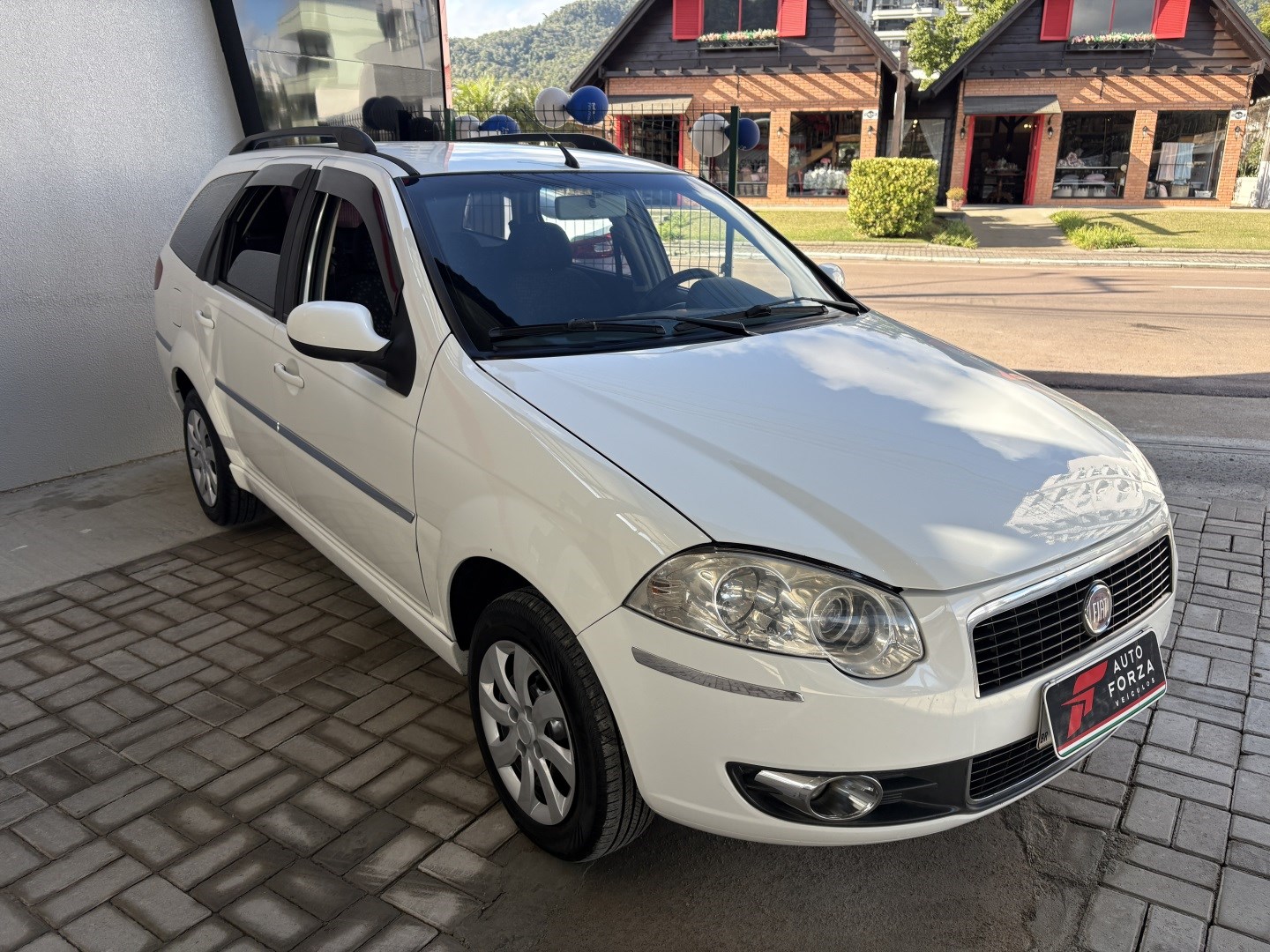 FIAT PALIO 1.4 MPI ATTRACTIVE WEEKEND 8V FLEX 4P MANUAL — foto 3
