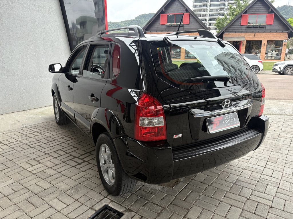 HYUNDAI TUCSON 2.0 MPFI GLS 16V 143CV 2WD FLEX 4P AUTOMÁTICO — foto 6