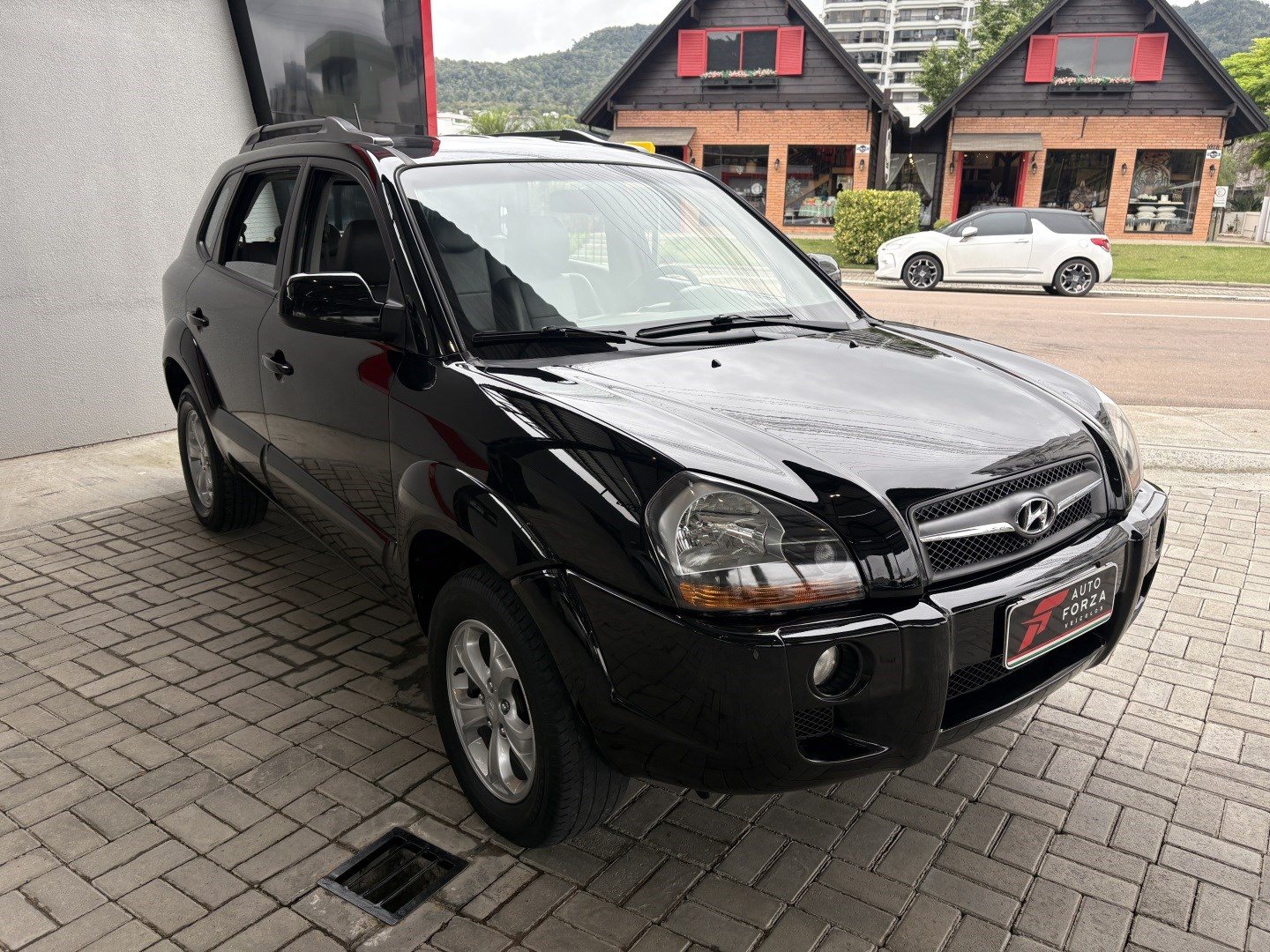 HYUNDAI TUCSON 2.0 MPFI GLS 16V 143CV 2WD FLEX 4P AUTOMÁTICO — foto 3