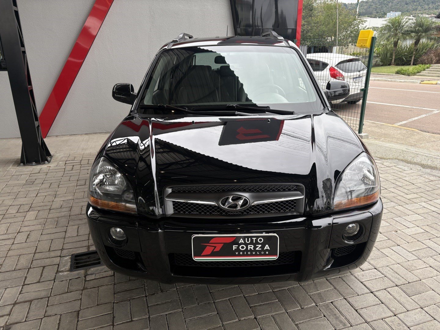 HYUNDAI TUCSON 2.0 MPFI GLS 16V 143CV 2WD FLEX 4P AUTOMÁTICO — foto 2