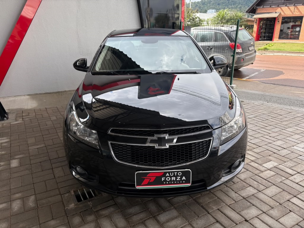 CHEVROLET CRUZE 1.8 LT 16V FLEX 4P MANUAL — foto 3