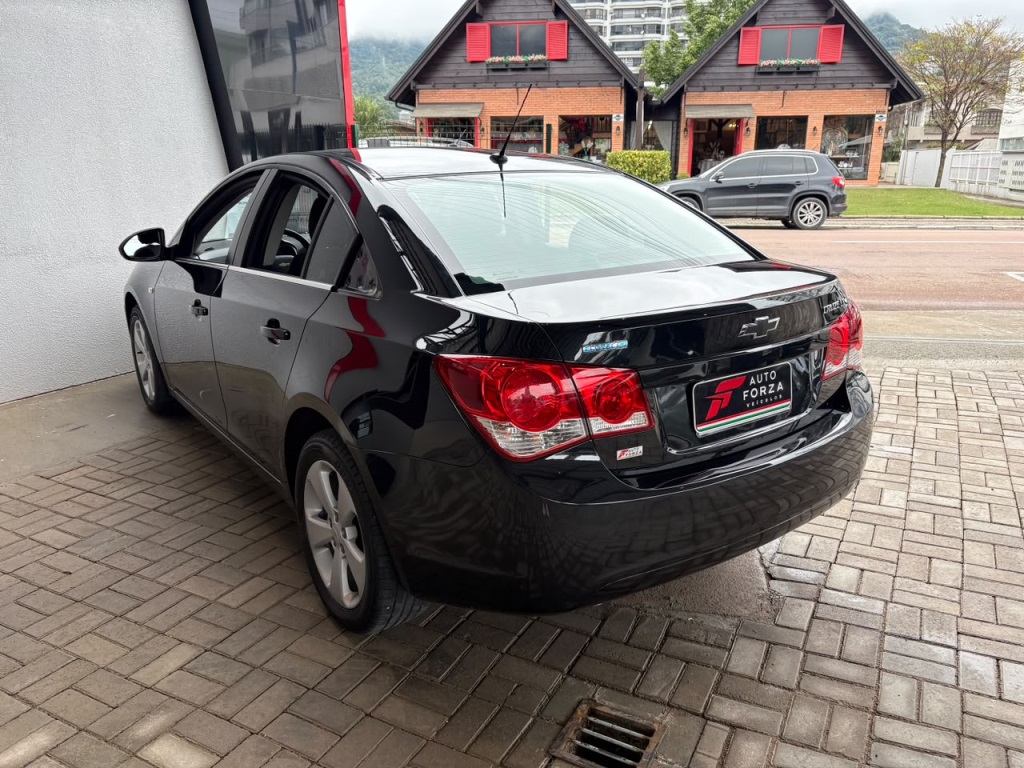 CHEVROLET CRUZE 1.8 LT 16V FLEX 4P MANUAL — foto 7