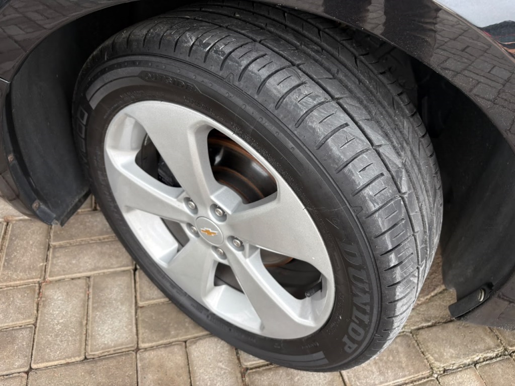 CHEVROLET CRUZE 1.8 LT 16V FLEX 4P MANUAL — foto 14