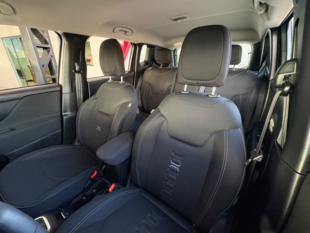 JEEP RENEGADE 1.3 T270 TURBO FLEX SPORT AT6 — foto 9
