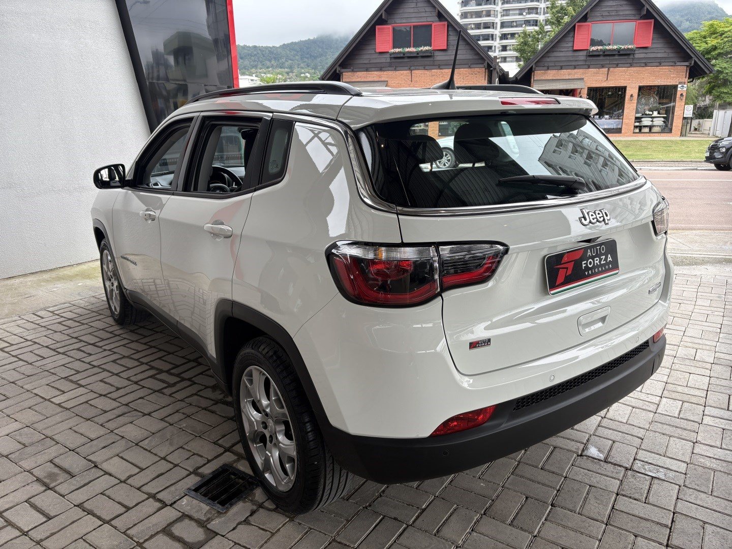 JEEP COMPASS 2.0 16V FLEX LONGITUDE AUTOMÁTICO — foto 4