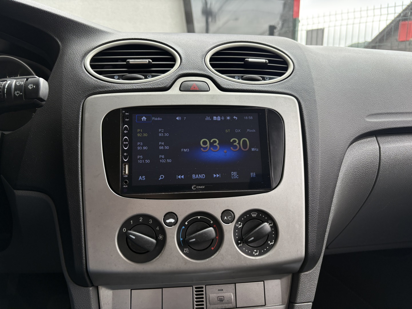 FORD FOCUS 1.6 GL 16V FLEX 4P MANUAL — foto 11