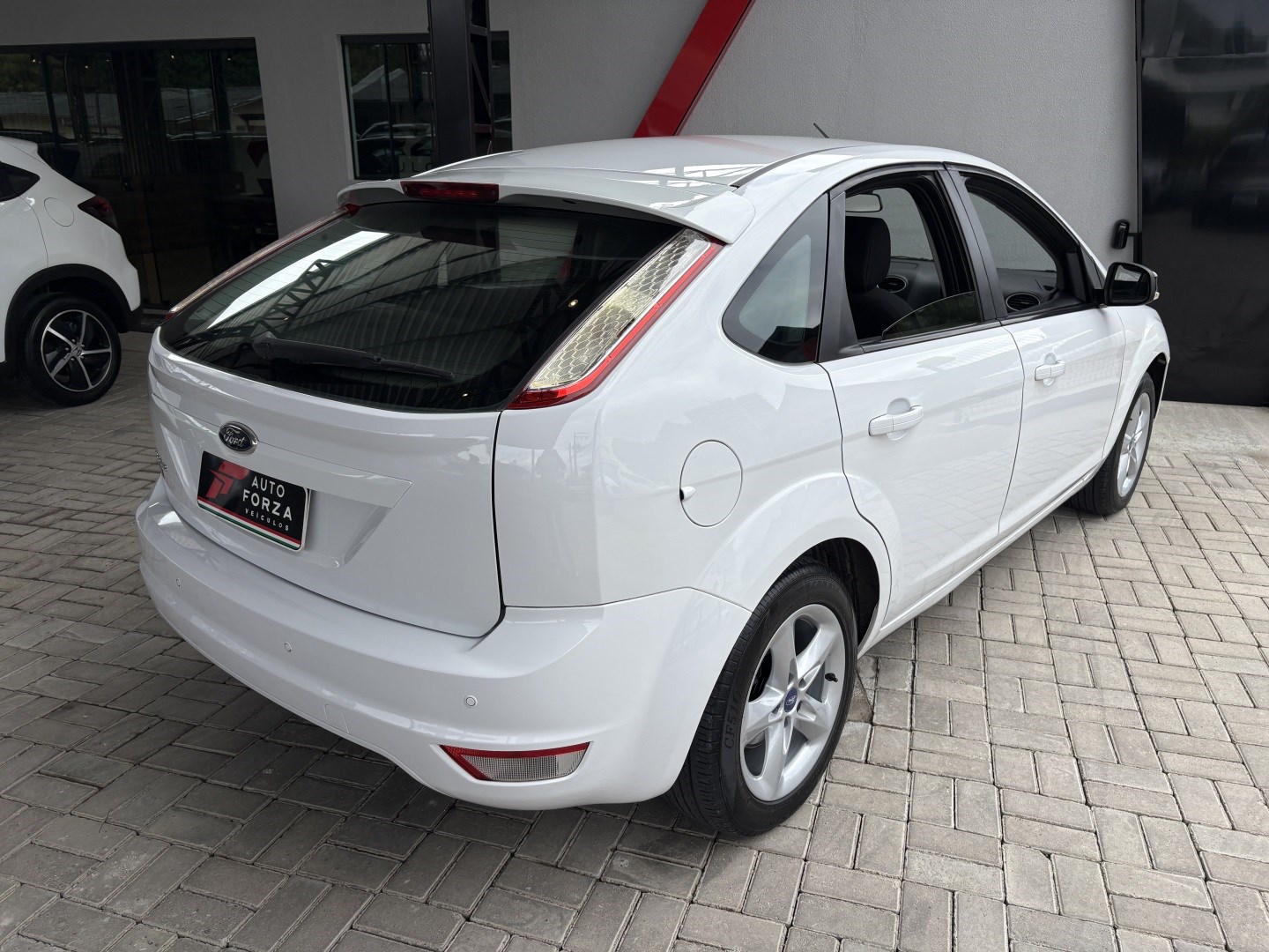 FORD FOCUS 1.6 GL 16V FLEX 4P MANUAL — foto 4