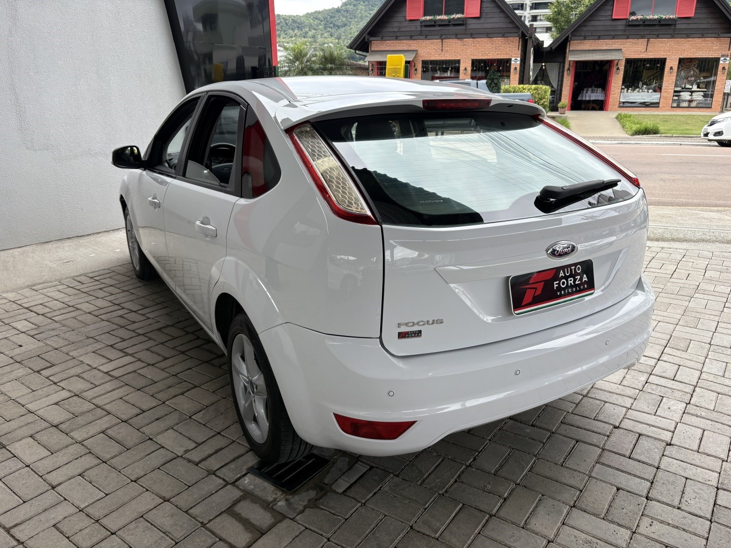 FORD FOCUS 1.6 GL 16V FLEX 4P MANUAL — foto 6