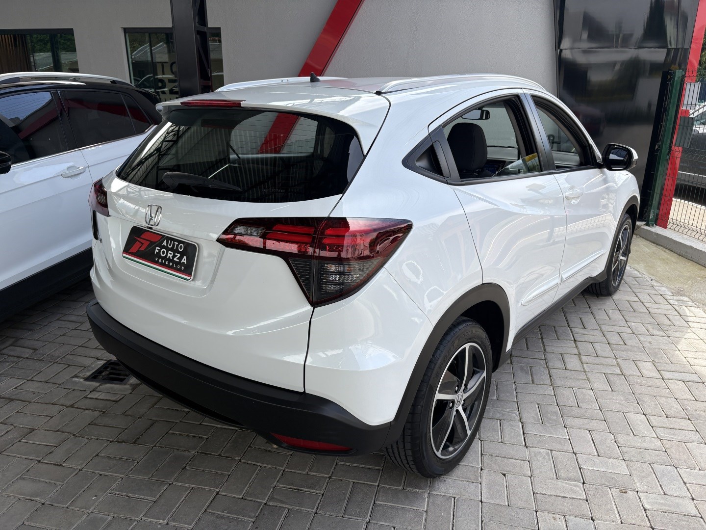 HONDA HR-V 1.8 16V FLEX EX 4P AUTOMÁTICO — foto 3