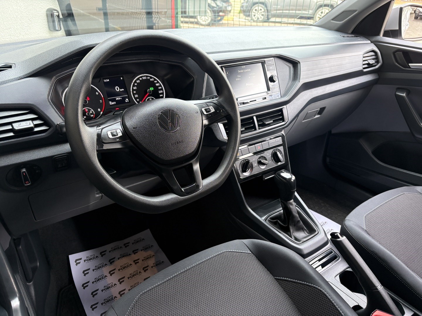 VOLKSWAGEN T-CROSS 1.0 200 TSI TOTAL FLEX SENSE AUTOMÁTICO — foto 9