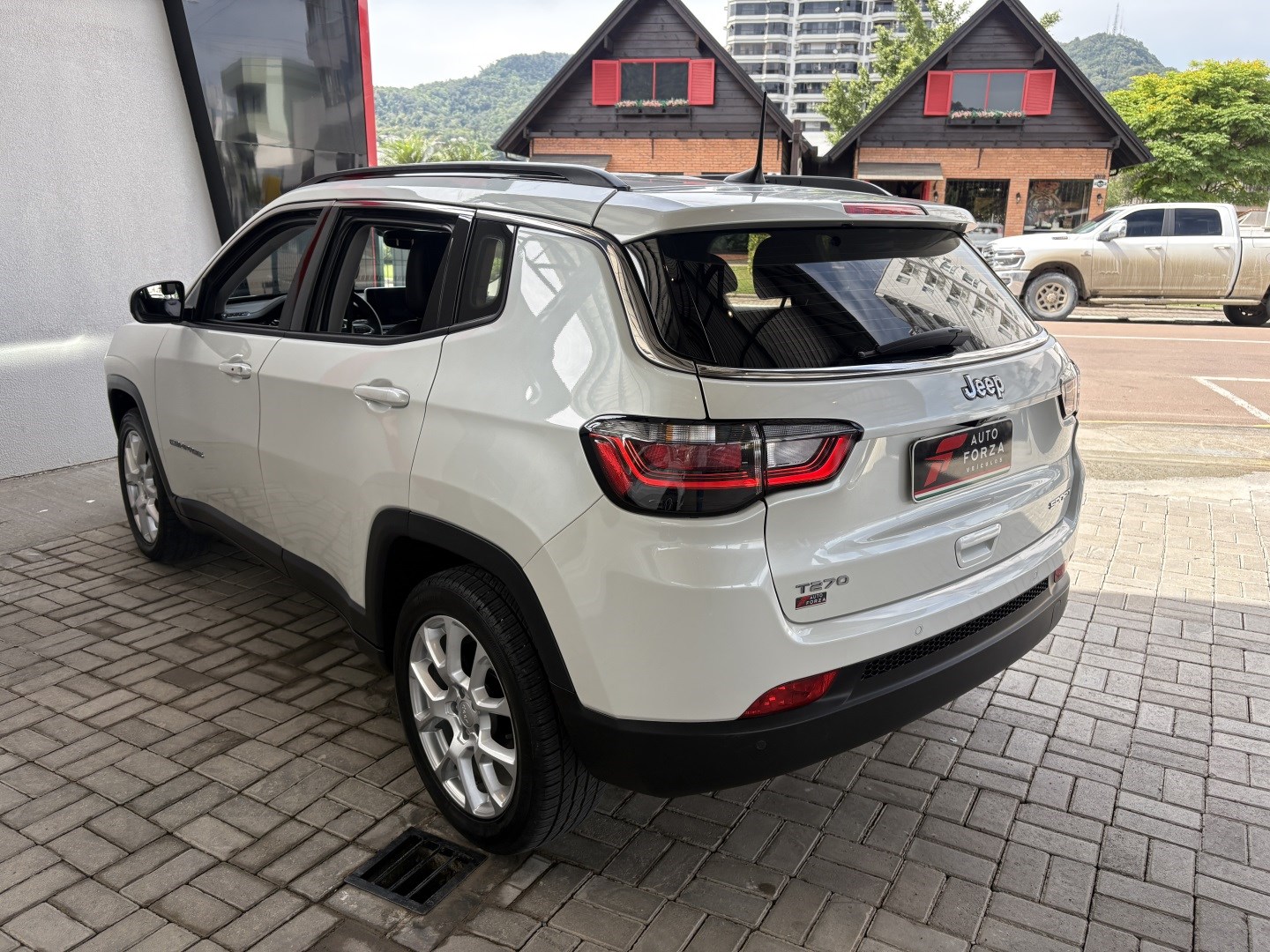 JEEP COMPASS 1.3 T270 TURBO FLEX SPORT AT6 — foto 4