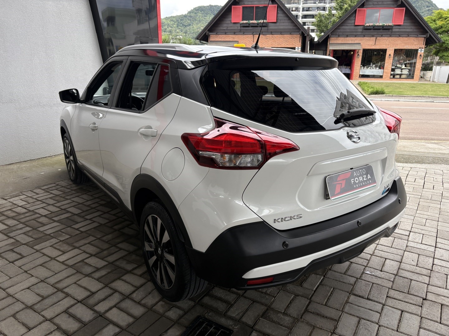 NISSAN KICKS 1.6 16V FLEXSTART SV 4P XTRONIC — foto 6