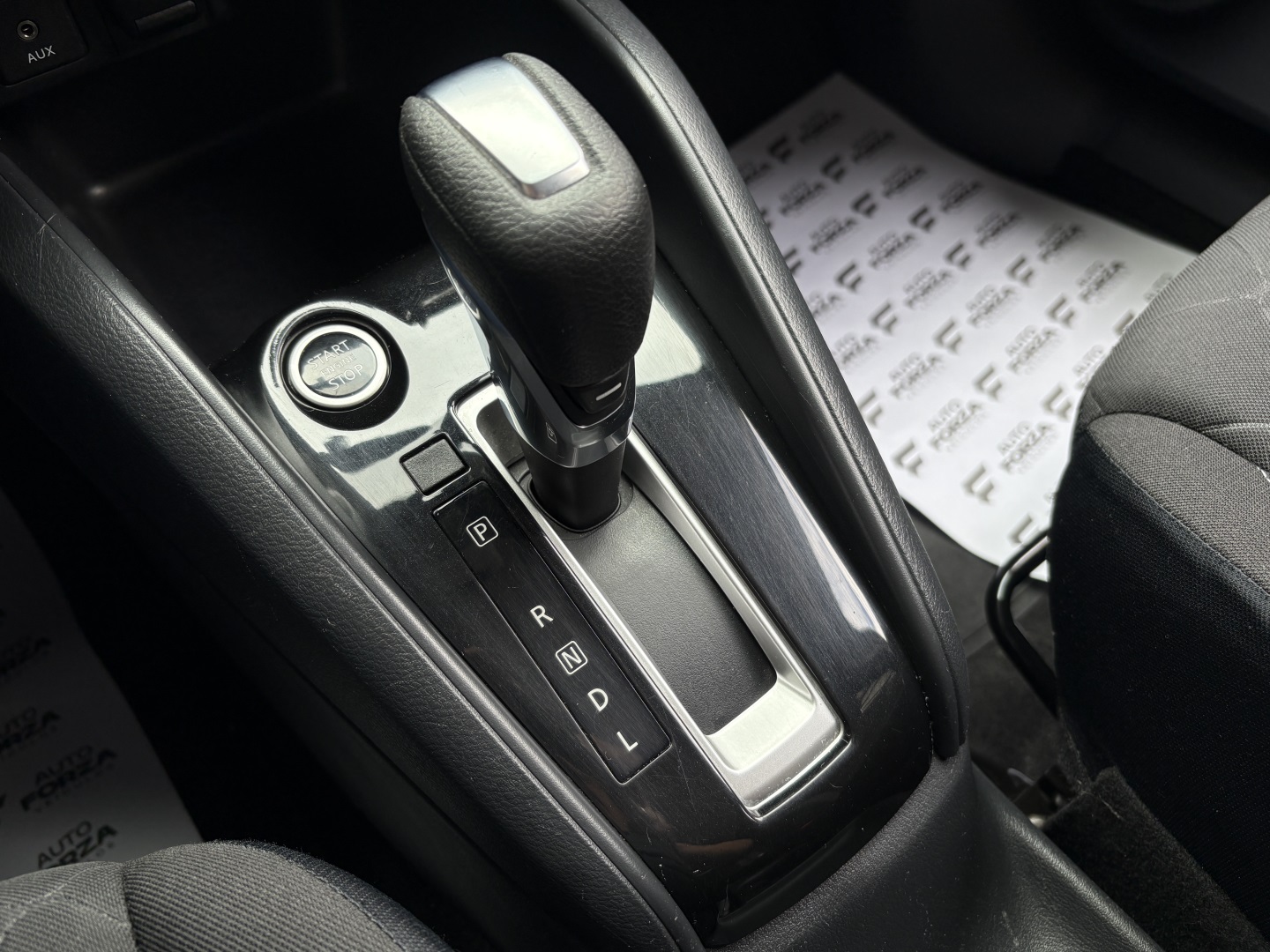 NISSAN KICKS 1.6 16V FLEXSTART SV 4P XTRONIC — foto 11