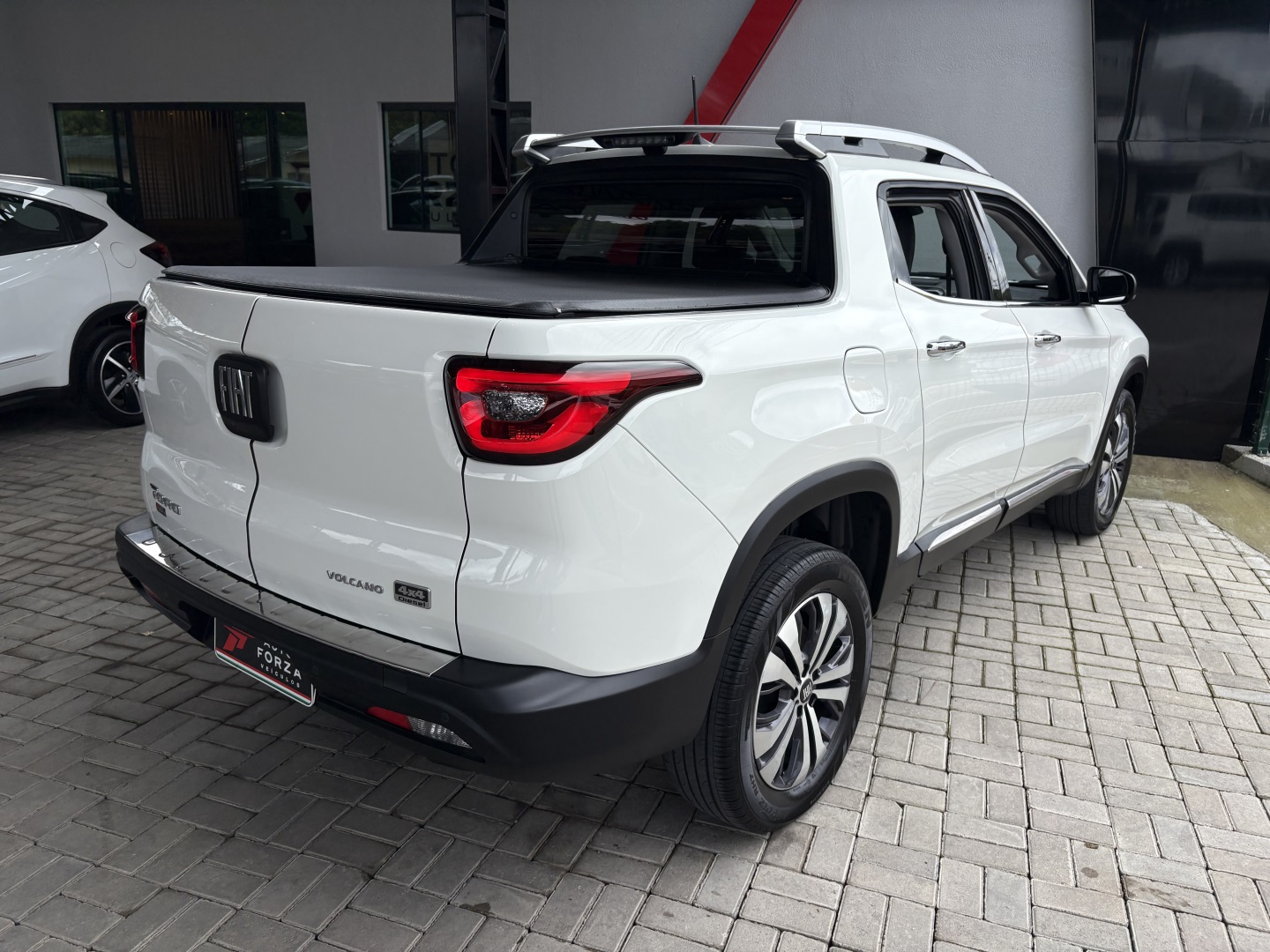 FIAT TORO 2.0 16V TURBO DIESEL VOLCANO 4WD AT9 — foto 2
