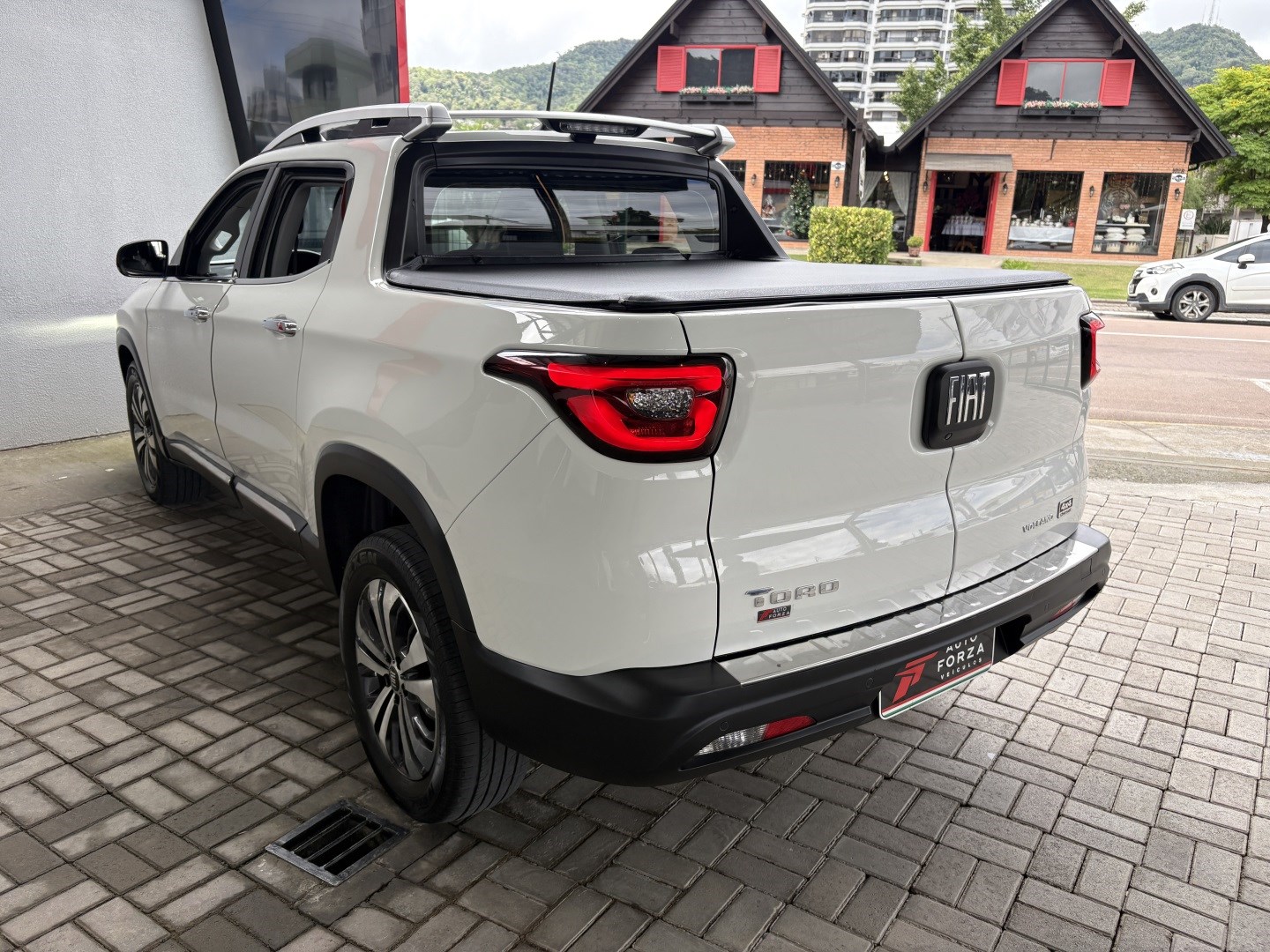 FIAT TORO 2.0 16V TURBO DIESEL VOLCANO 4WD AT9 — foto 4