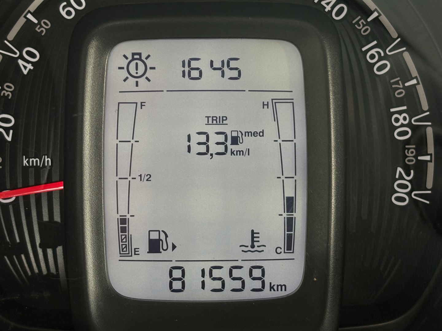 FIAT MOBI 1.0 EVO FLEX LIKE. MANUAL — foto 12