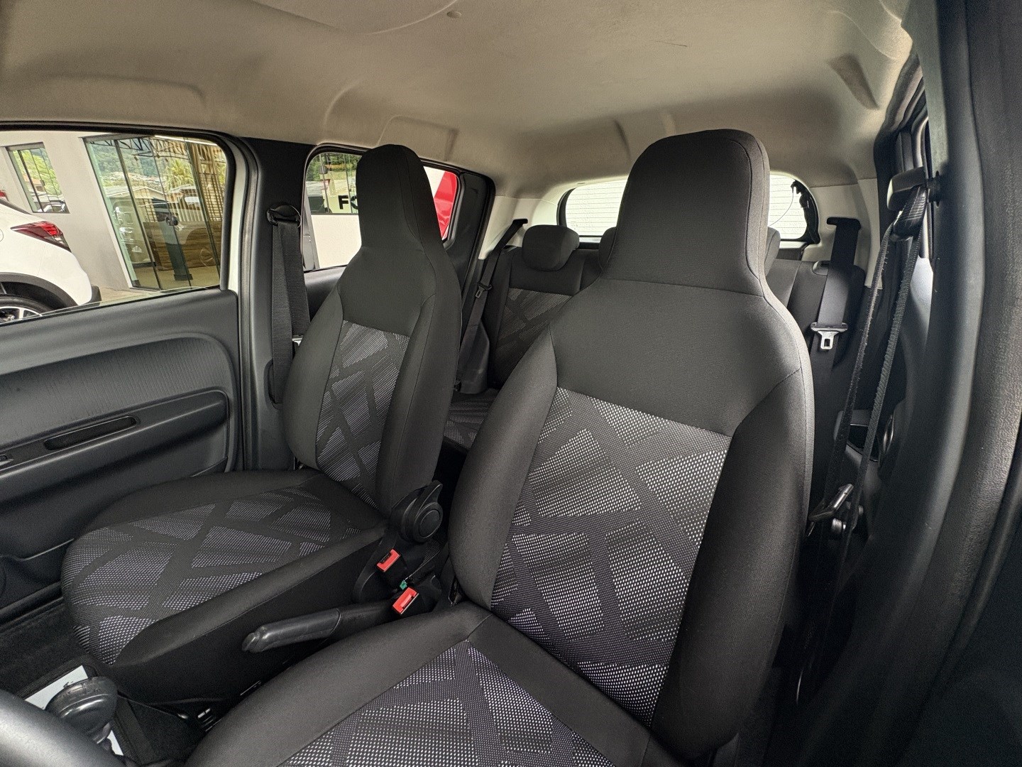 FIAT MOBI 1.0 EVO FLEX LIKE. MANUAL — foto 7